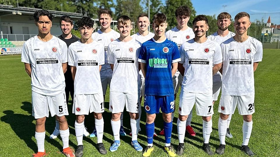 "Wir wollen hier langfristig etwas aufbauen – und das Fundament dafür steht", sagt der sportliche Leiter des FSV Pfaffenhofen über die elf Neuzugänge.