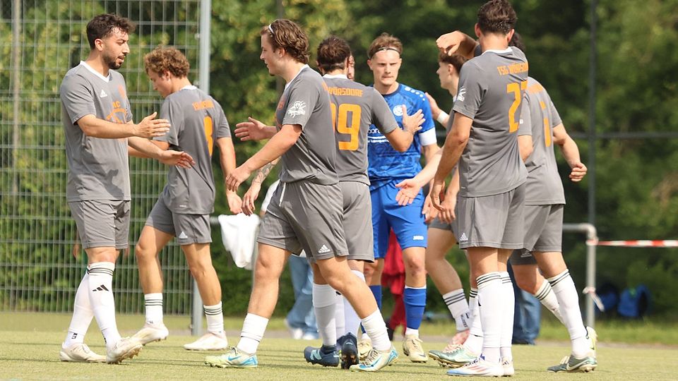 Die Wörsdorfer durften einen deutliches 4:1 im Relegations-Hinspiel beim FV Biebrich 02 II bejubeln. 