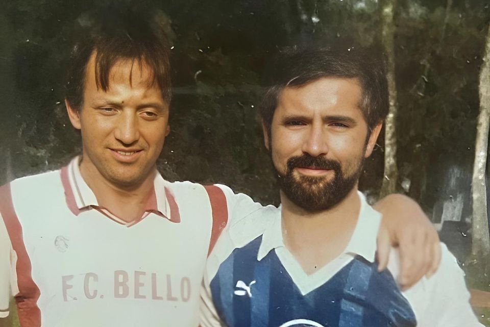 Auch Gerd Müller spielte schon beim FC Bello. Links daneben Maurizio Biagetti. (Foto aus den 80er Jahren)