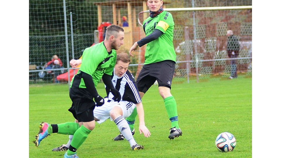 Trotz dem 1:1 im Heimspiel gegen den FC Vorbach bleibt die Marschke-Elf vorne in der Tabelle der Kreisklasse West. F: Nachtigall