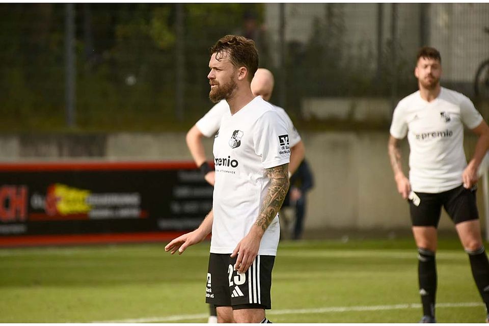 Christopher Buchtmann vom Heider SV ist wieder in das Training eingestiegen. Storb wieder fit – Hinz, Buchtmann und Luca Wichmann ebenfalls zurück.