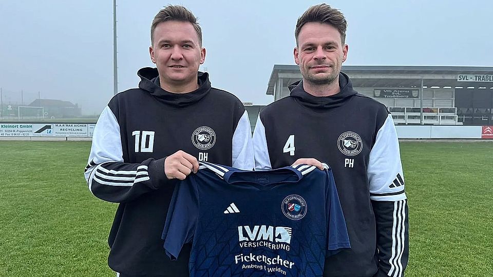 Daniel Humml (links) und Philipp Hummel bilden ab der neuen Saison das Spielertrainergespann bei der Zweiten der SG Traßlberg/Poppenricht.