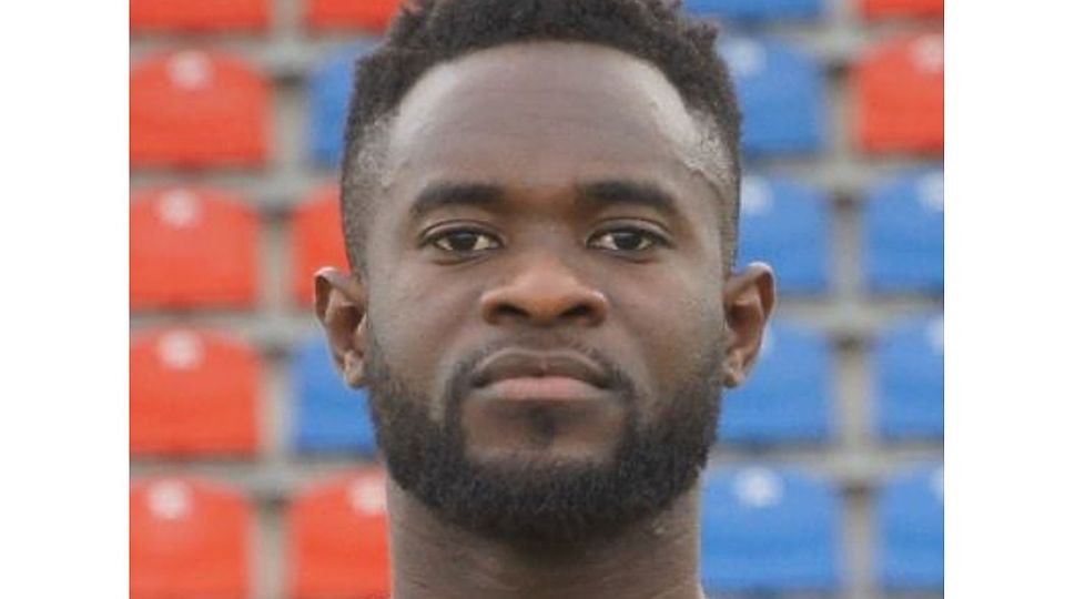 Maxwell Bimpeh wechselt zu TuRU Düsseldorf. 