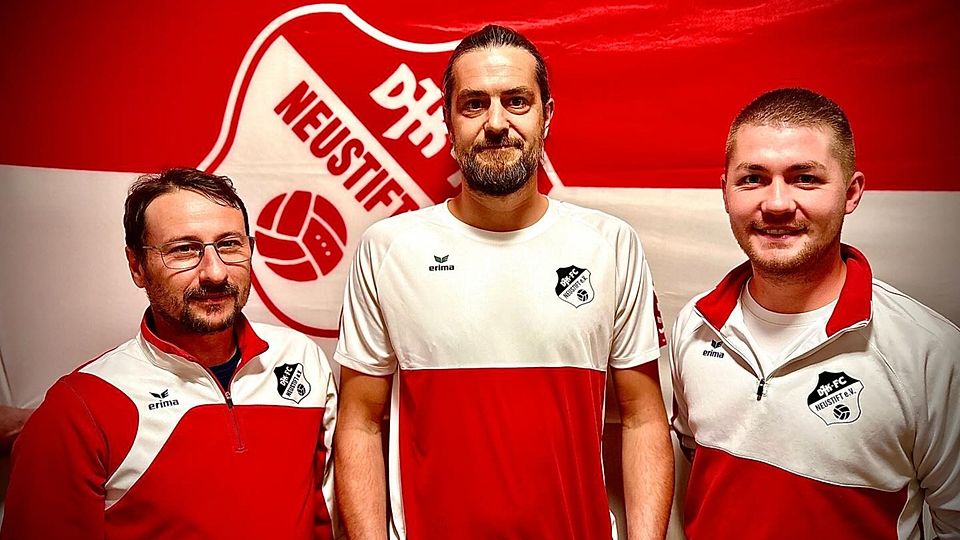 Man kennst sich bestens (v.l.): Vereinsboss Jan Fuchshuber, Florian Kasberger und stellv. Abteilungsleiter Julian Schiessl.