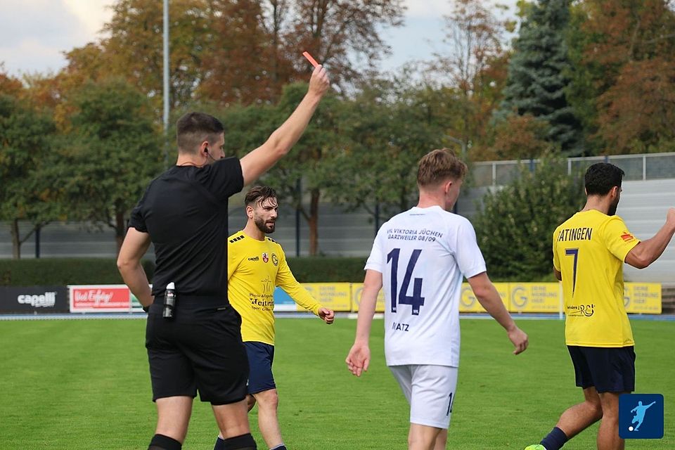 Hier wurde Matz mit Gelb-Rot gegen Ratingen vom Platz verwiesen.
