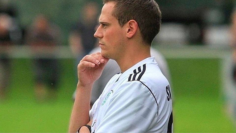 Trainer Michael Steger: Das Deckenpfronner Team steckt im Tabellenkeller der Bezirksliga Foto (Archiv): Schmidt