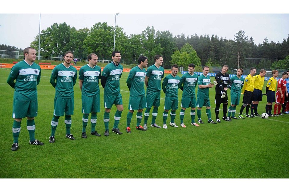 Zum letzten mal für diese Saison aktiv, die Mannschaft des TSV Neudrossenfeld F: Mularczyk