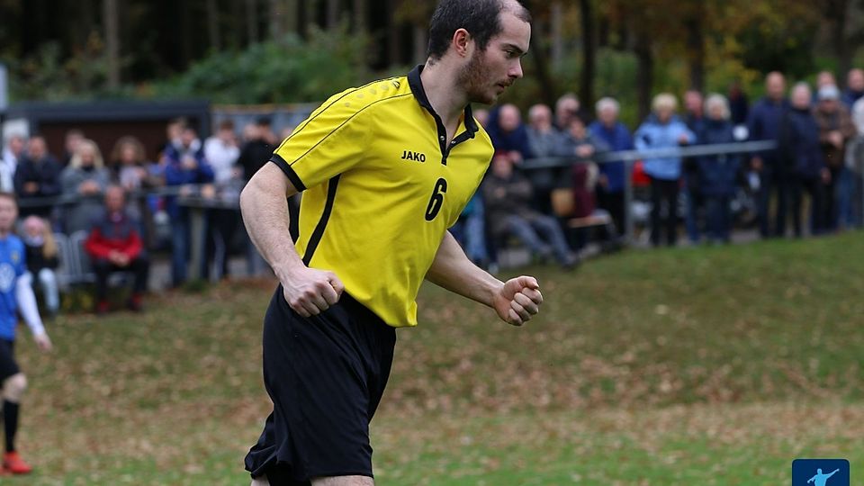 Fabian Dederichs brachte die SpVg Ländchen-Sieberath per Doppelpack in das Kreispokal-Achtelfinale.