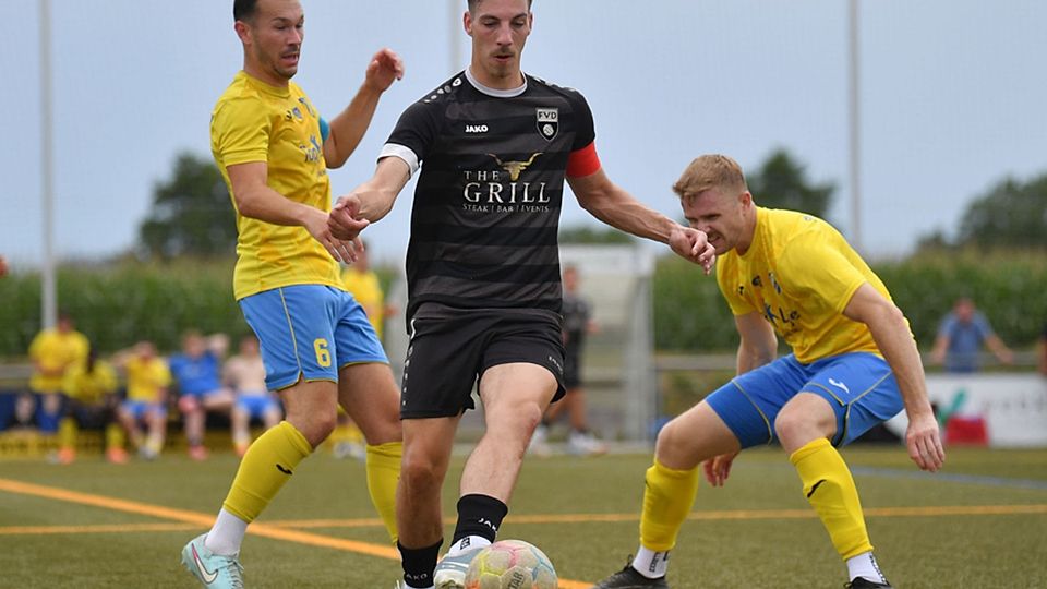  David Wagner (Mitte) beim Sommermasters in Niederschopfheim gegen den SV Berghaupten | Foto: Wolfgang Künstle	