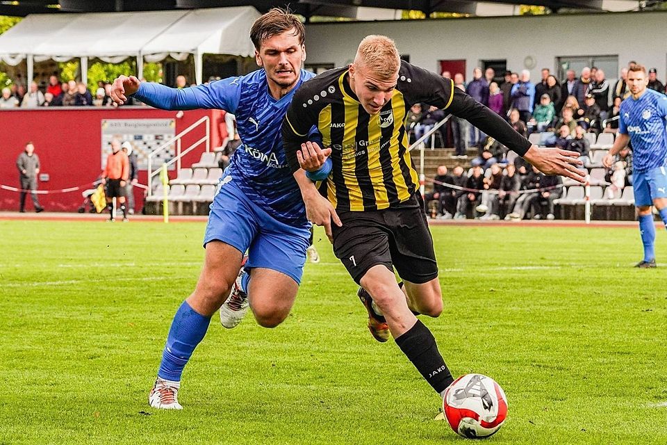 Burglengenfelds Top-Torjäger Leopold Knauer (rechts) trifft am Samstag auf seine künftigen Mitspieler.
