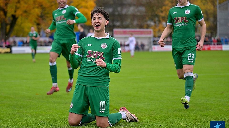 Konnten auf sich aufmerksam machen: Ferat Nitaj (Mitte) und Kevin Mutove (li.) vom VfB Eichstätt. 