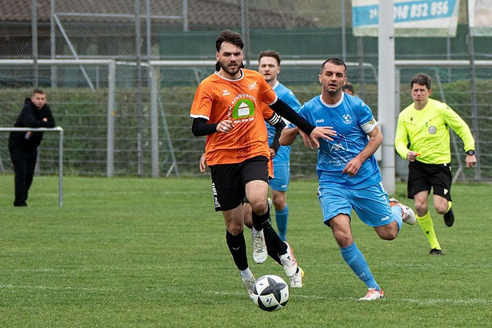 Mönchaltorf (in orange) dürfte wieder in die 4. Liga absteigenn - Volketswil enttäuschte in der Rückrunde. Mönchaltorf (in orange) dürfte wieder in die 4. Liga absteigenn - Volketswil enttäuschte in der Rückrunde.
