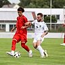 Musste bei der 0:4-Heimniederlage seiner SSV Dillingen gegen die TSG Thannhausen noch gesperrt pausieren, soll aber in den nächsten wichtigen Partien beim SV Holzheim und gegen den TSV Offingen zum Gamechanger der Kreisstädter werden: Topscorer Adonis Isufi