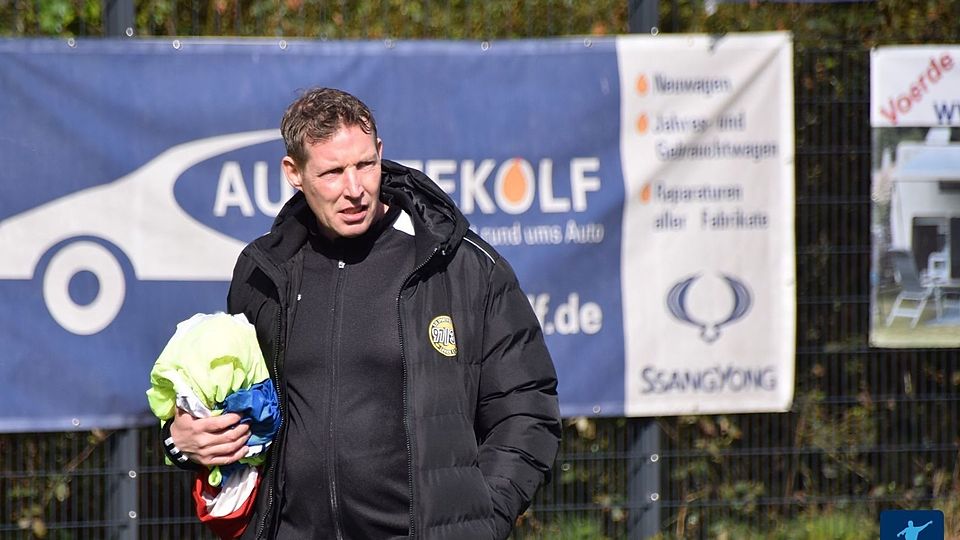 Markus Schaffeld und die Sportfreunde Lowick erleben ein spannendes Derby vor großer Kulisse.