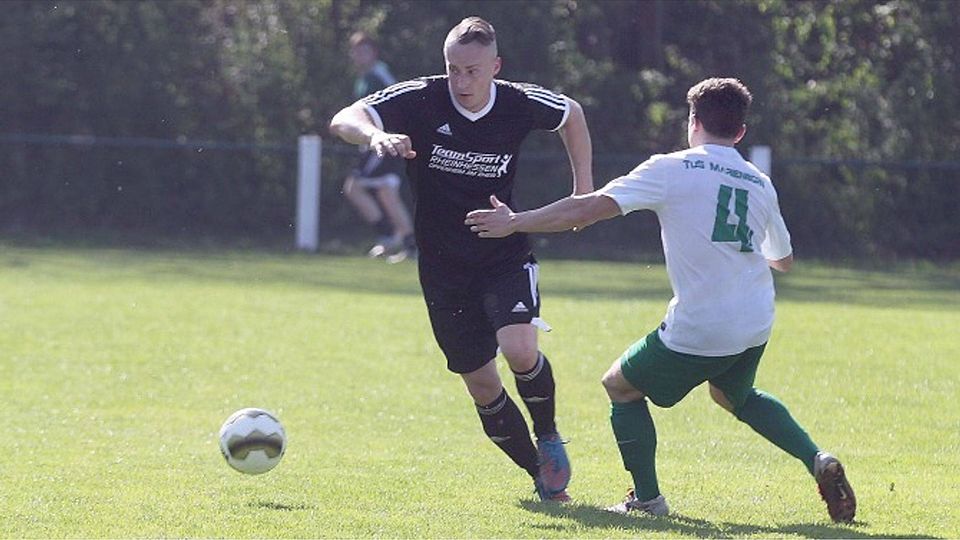 Jan Leigart (links) schießt künftig für die SG Schornsheim/Undenheim die Tore in der A-Klasse.	Archivfoto: photoagenten/Axel Schmitz