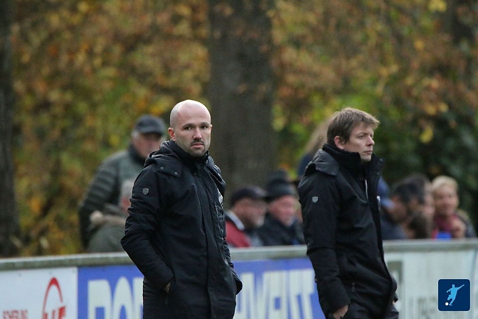 Dominik Salzberger (li.) kann mit der Entwicklung seiner Mannschaft sehr zufrieden sein 
