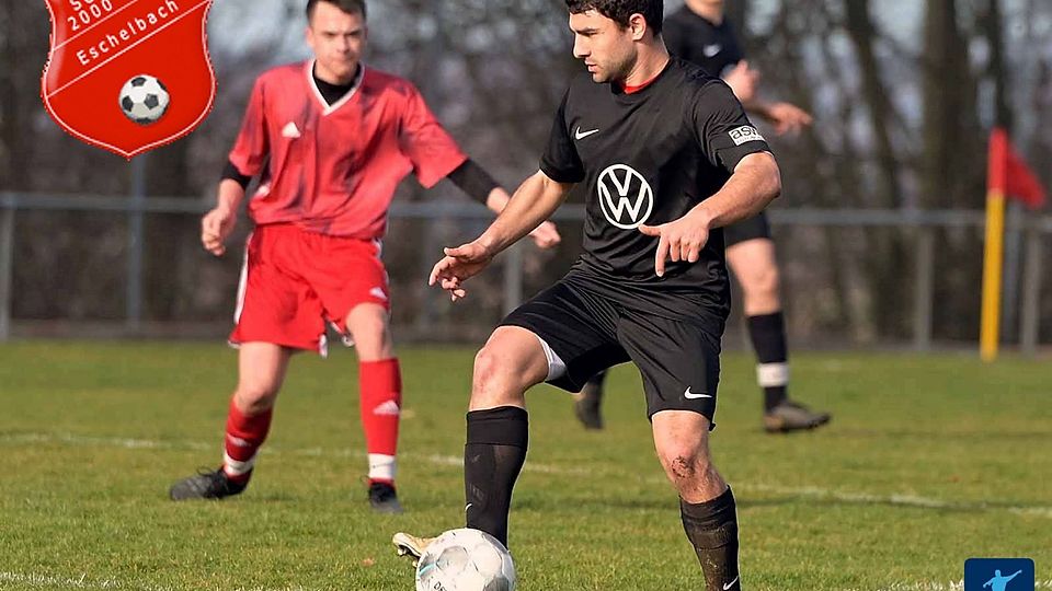 Julian Bauer (am Ball) beendet nach dieser Saison sein Engagement bei der SG 2000 Eschelbach.