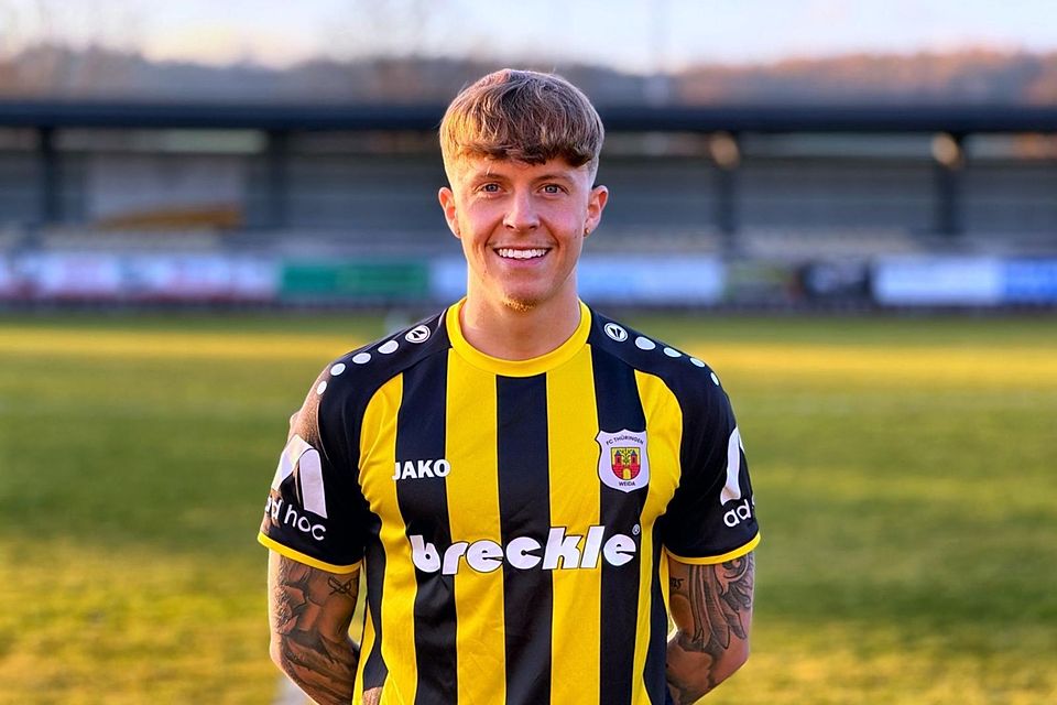 Der Neuzugang fühlt sich wohl auf dem Roten Hügel. Mehrere Spiele konnte er bereits in der Hinrunde live verfolgen“.