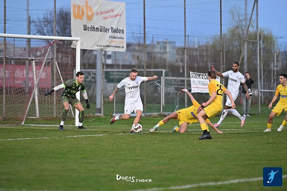 Bassersdorf holt drei wichtige Zähler im Strichkampf.