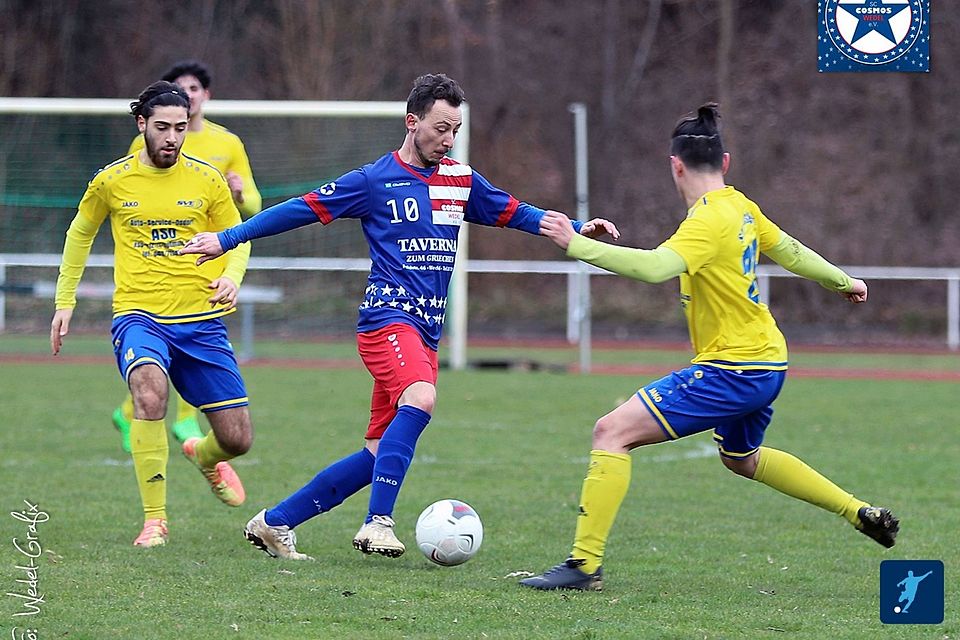 Bild aus der Vergangenheit: Cosmos Wedel ist wieder stark. 