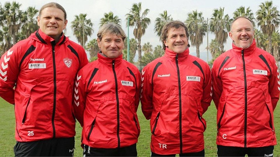 Das gesamte Buchbacher Trainerteam hat verlängert (von links): Roland Schreiner, Sepp Harlander, Walter Werner und Anton Bobenstetter. F.:Buchholz