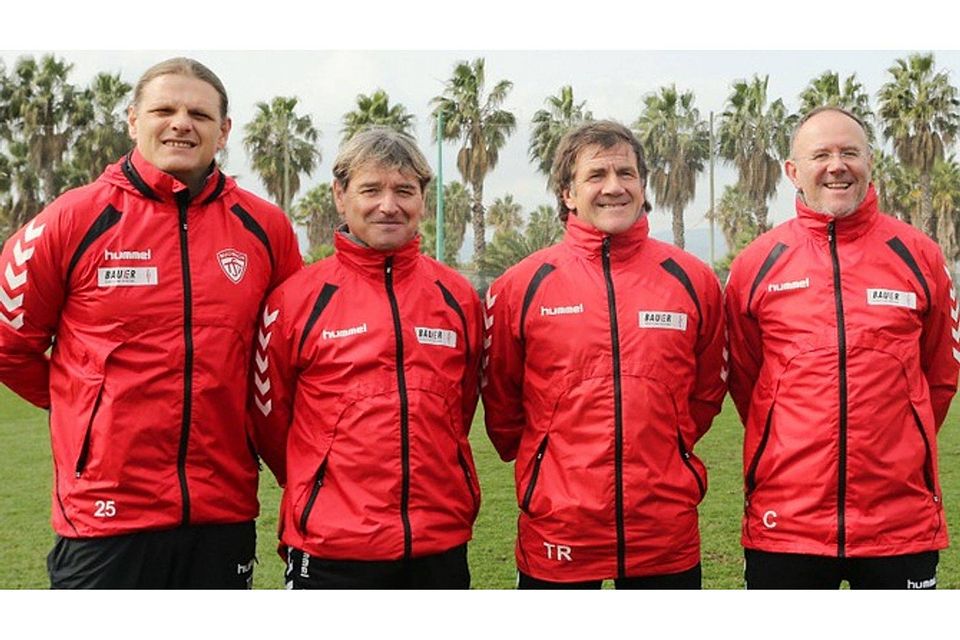 Das gesamte Buchbacher Trainerteam hat verlängert (von links): Roland Schreiner, Sepp Harlander, Walter Werner und Anton Bobenstetter. F.:Buchholz