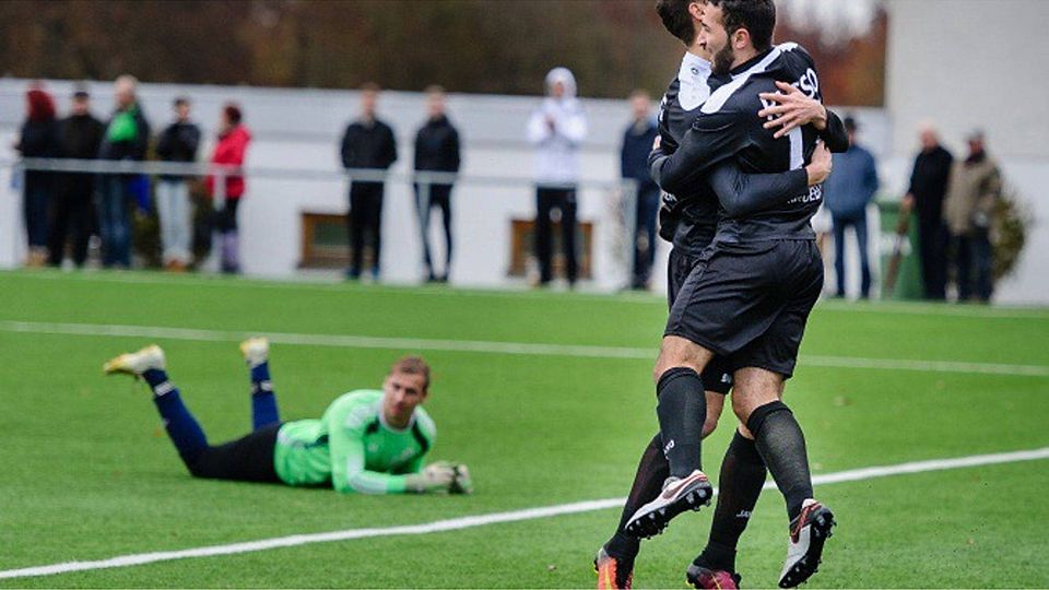 Haben die Kicker des SV Mergelstetten gegen den VfL Gerstetten Grund zu Feiern? Foto: Oliver Vogel / HZ