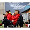 In Elversberg assistiert der neue Leiwener Trainer Rudi Thömmes (hinten) Chefcoach Horst Steffen (vorne). F: Franz