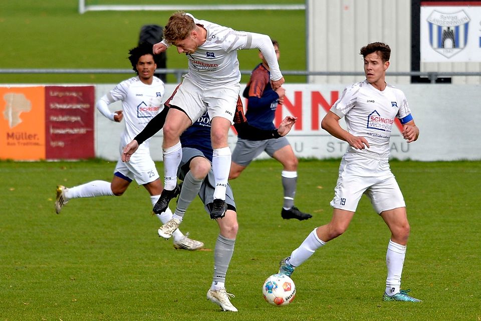 Es war ein umkämpftes Derby in Langerringen. Am Ende konnte der TSV Bobingen seine Serie mit elf nicht verlorenen Spielen in Folge fortsetzen.
