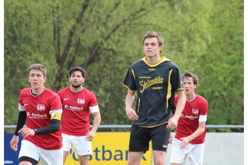 Der Torjäger der Kreisliga Nord, Sandro Hösl, blieb in Eschenbach torlos und seine Elf musste sich mit 0:2 geschlagen geben. F: Schraml