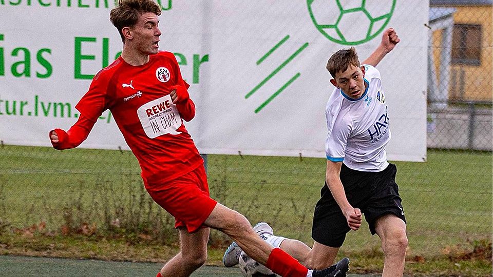 Im entscheidenden Moment voll da: David Strass (r.) und die Planegger C1 zogen durch ein 3:1 im direkten Duell gegen den ASV Cham in die Qualifikationsrunde zur Regionalliga Bayern ein, der höchsten deutschen Spielklasse.
