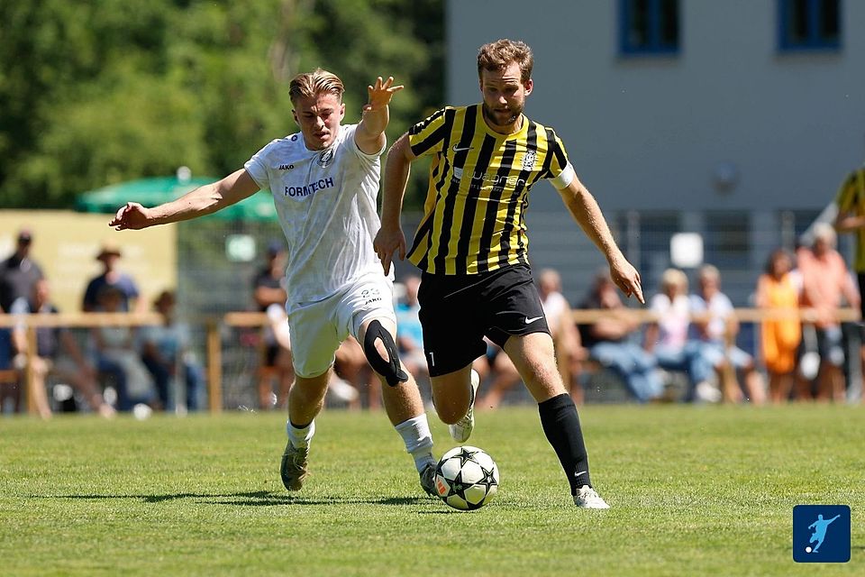 Herausragender Mittelfeldspieler: Daniel Fuchs (re.)
