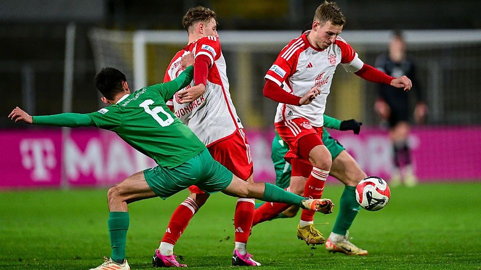 Vorgezogener Start: Das Nachholspiel am Montag gegen Fürth verloren die „kleinen“ Bayern.
