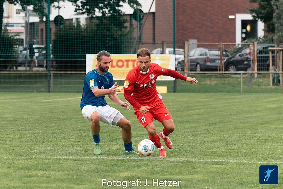 Der CSC Kassel und der VfB Marburg kämpfen noch gegen den Abstieg aus der Hessenliga.