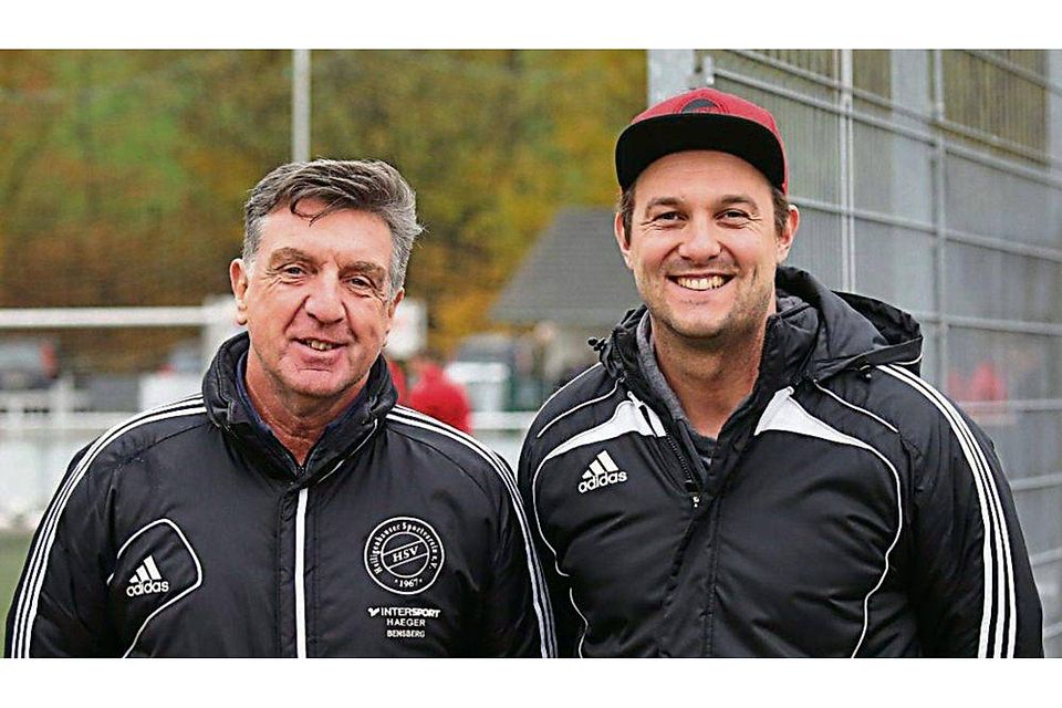 Linus Werner und Wilfried Berkele (von rechts) haben das Sagen bei der 1. Mannschaft des Heiligenhauser SV -  