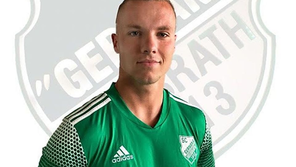 Nils Kauf­mann spielt nochmal groß auf für Germania Reusrath. 
