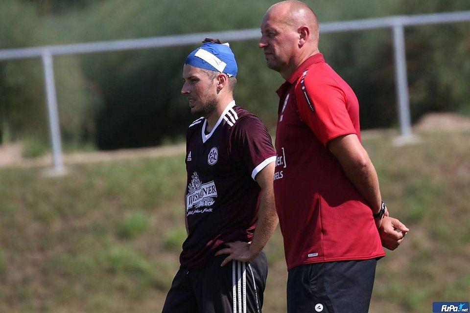 FCL-Trainer Oliver Müller (rechts) behält stets einen klaren Kopf.