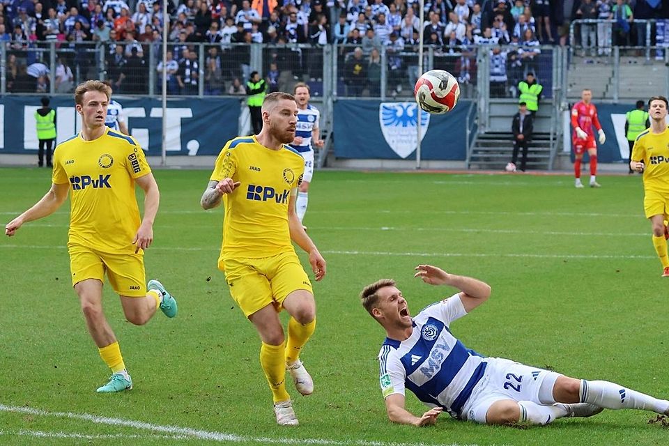 Nach dem großen Pokal-Erlebnis muss der SC Union Nettetal am Mittwoch wieder umswitchen. 