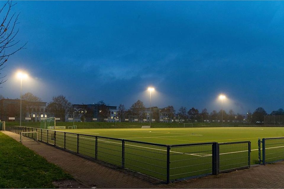 In der B-Liga Groß-Gerau kann sich Eintracht Rüsselsheim auch im Nebel an der Tabellenspitze halten. (Symbolbild)	Foto: Thomas Neu