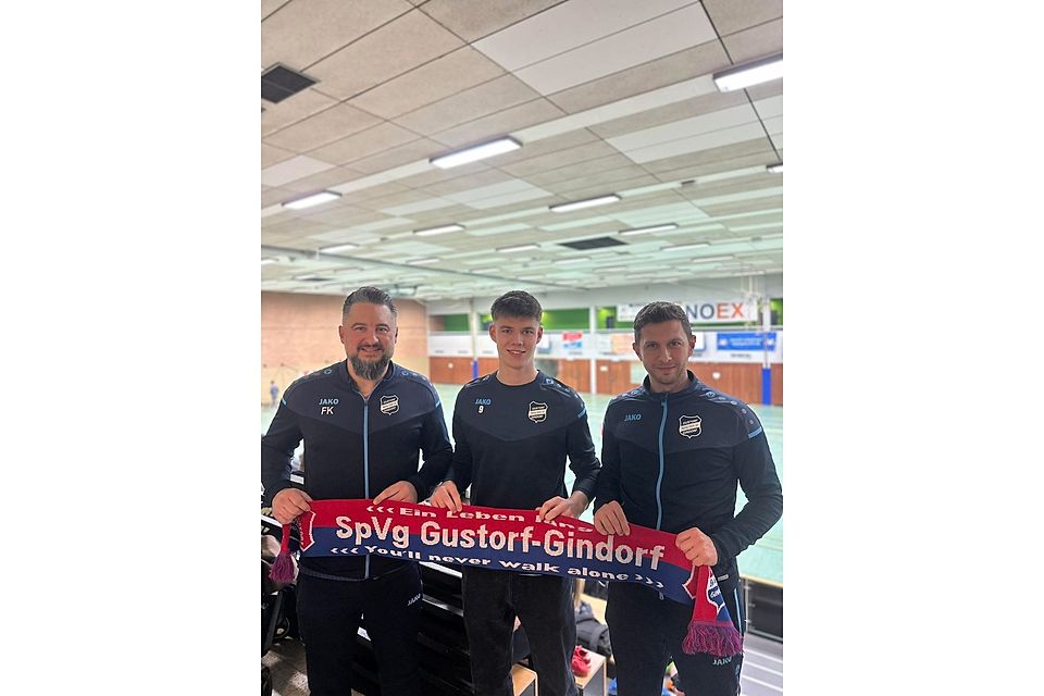 v.l. Geschäftsführer Florian Kohnke, Timo Engels, Vorsitzender Nils Fienitz v.l. Geschäftsführer Florian Kohnke, Timo Engels, Vorsitzender Nils Fienitz