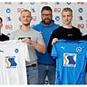 Der zukünftige Liga-Manager Jan Haimerl (Mitte) mit den Neuzugängen Fabian Jacobs, Paul Treichel, Tom Burmeister und Robert Gidion (v.l.n.r.). 