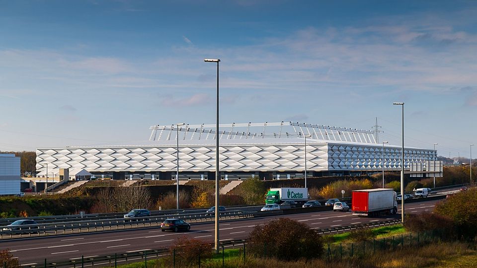 Das Stade de Luxembourg wurde als beste kleine Arena bezeichnet