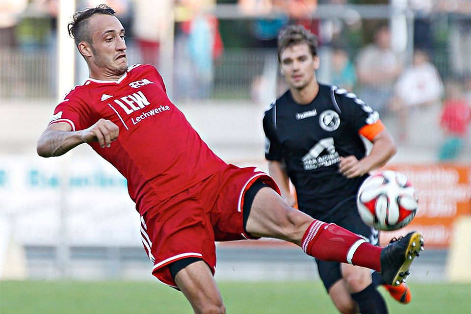 Acht Mal in der FuPa-Elf der Woche und nun auch in der FuPa-Elf des Jahres: Memmingens Michael Geldhauser.   F.: Archiv