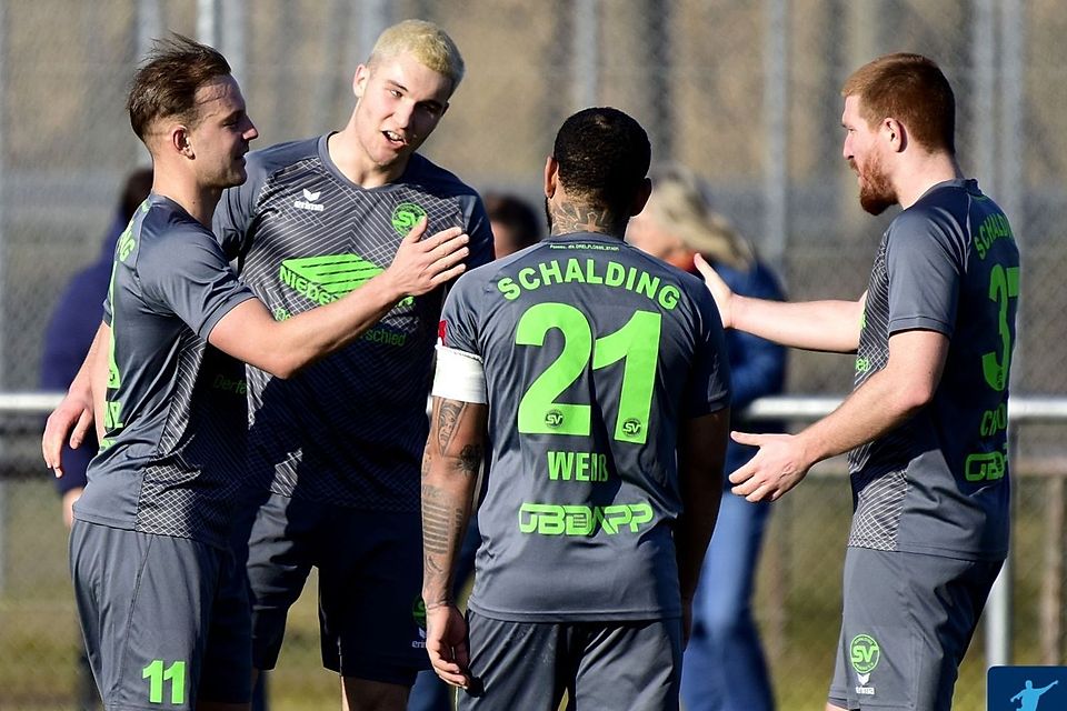 Drei der sechs Schaldinger Torschützen im Bild: Fabian Schnabel (li.) gelang sogar ein Hattrick! (neben Jonas Griesbauer, Dominik Weiß und Patrick Choroba)