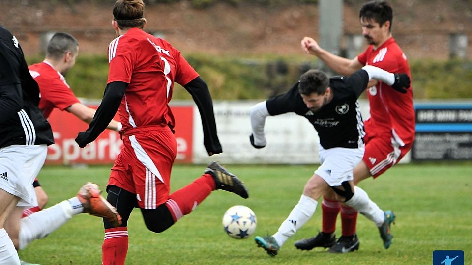 Die Schwarz-Weißen aus Kemnath werden in der Restrückrunde alles in die Waagschale werfen, um als punktbester Tabellendritter der drei Kreisklassen an der Aufstiegsrelegation teilnehmen zu können.