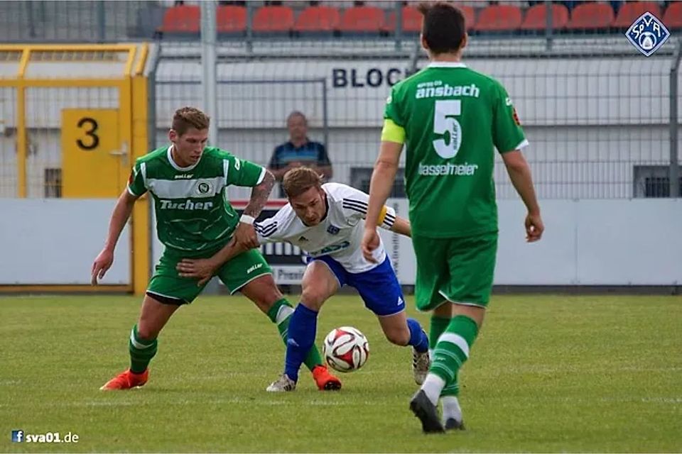 Bastian Herzner als junger Spieler (links) in der Saison 2015/16, ehe er die 09er in Richtung Eltersdorf verlassen hat. Vorne (Nummer 5) übrigens Christoph Hasselmeier, damals Kapitän, heute Spielertrainer.