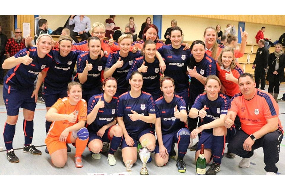 3.0-Sieger im Finale gegen das Überraschungs-Team Wachow/Tremmen: Der SV Friedrichsthal holte sich in Wandlitz den Titel. Zuletzt war das Team von Trainer Thomas Wjasmin 2017 Futsal-Champion.  ©Andreas Gora