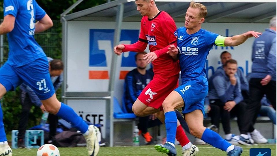 In Abwesenheit von Großkreutz trug Zentler (rechts) die Kapitänsbinde beim SV Wacker Obercastrop.