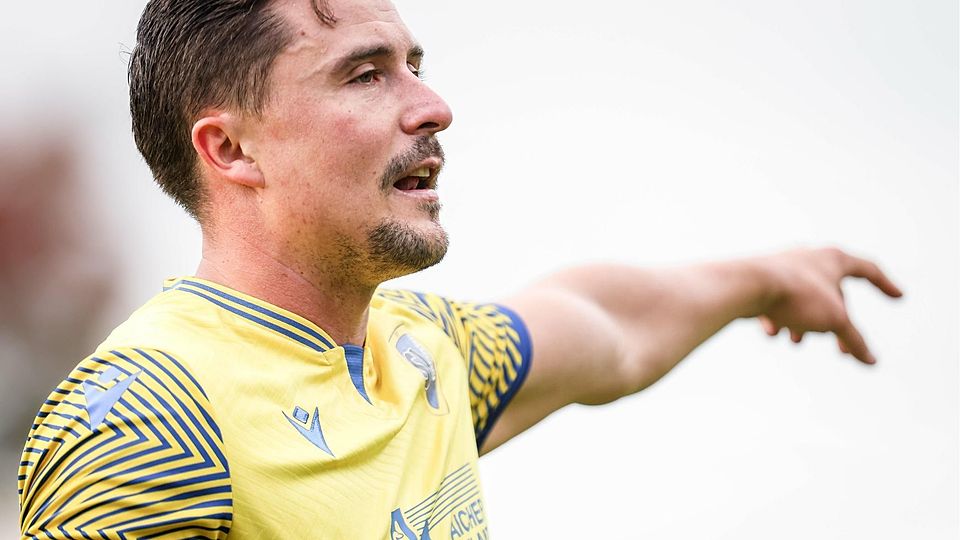 Routine auf dem Platz: Alexander Mrowczynski ist zu Beginn dieser Runde nach Stationen beim SC Kirchasch und dem SC Eintracht Freising zu den Dornen zurückgekehrt.