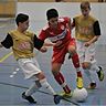 Hallenfußball mit Technik und Leidenschaft: Die 21. Auflage des Aarbergener Turnier bot höchst unterhaltsame Spiele. Foto: Tom Klein
